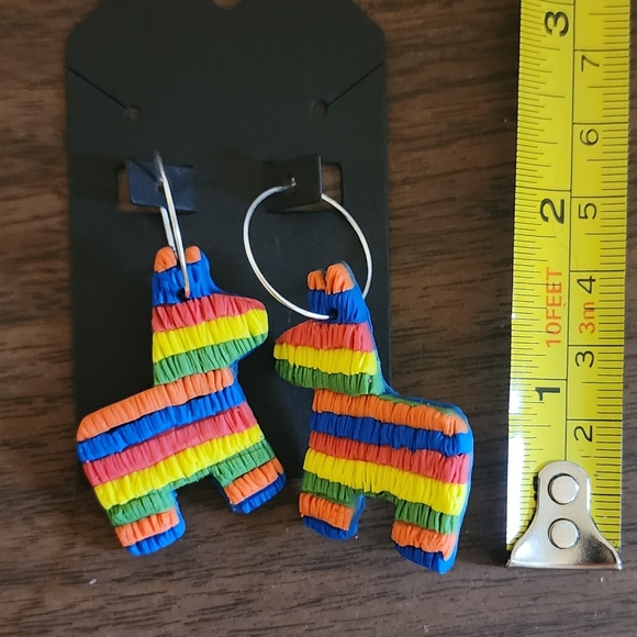 Piñata Hoop Earrings 🪅 - Picture 4 of 4